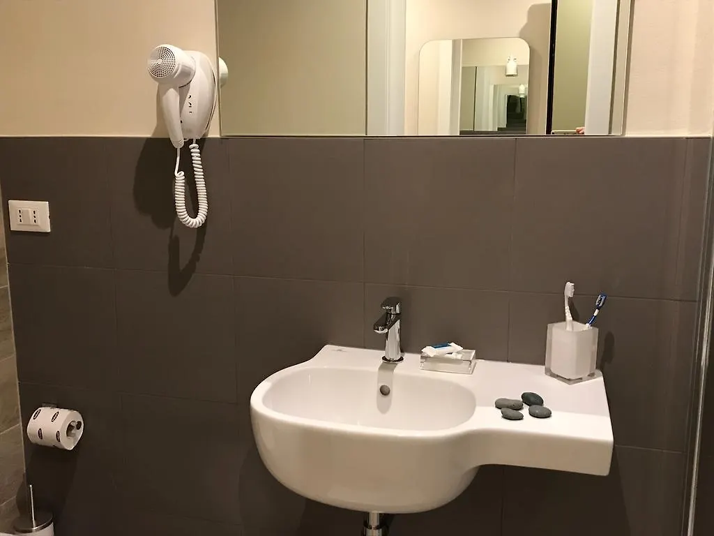 *** Bed & Breakfast Honey Rooms Ferrara Italy