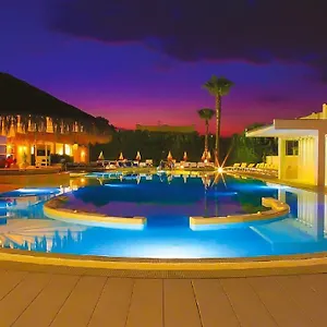 borgo-rio-favara-resort.sicilyhotelsitaly.net/