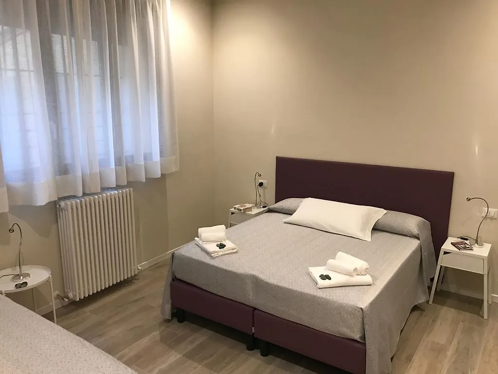 Honey Rooms Ferrara Frühstückspension